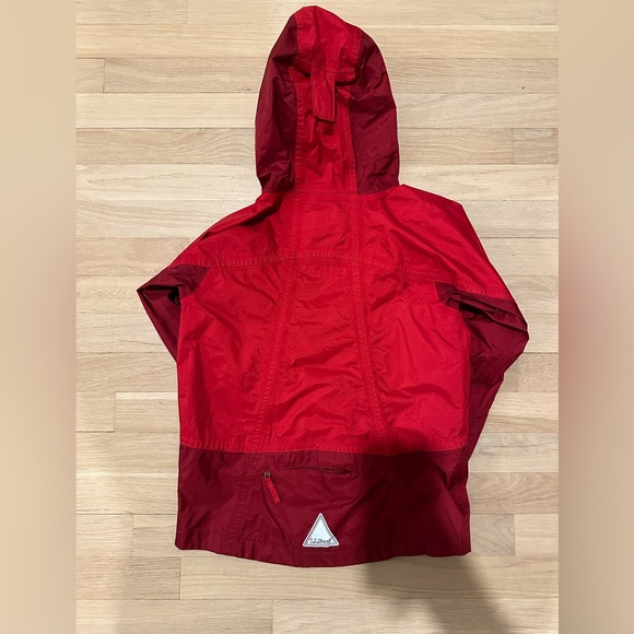 LL Bean Kids Trail Model Rain Jacket 6/6x - Picture 2 of 3